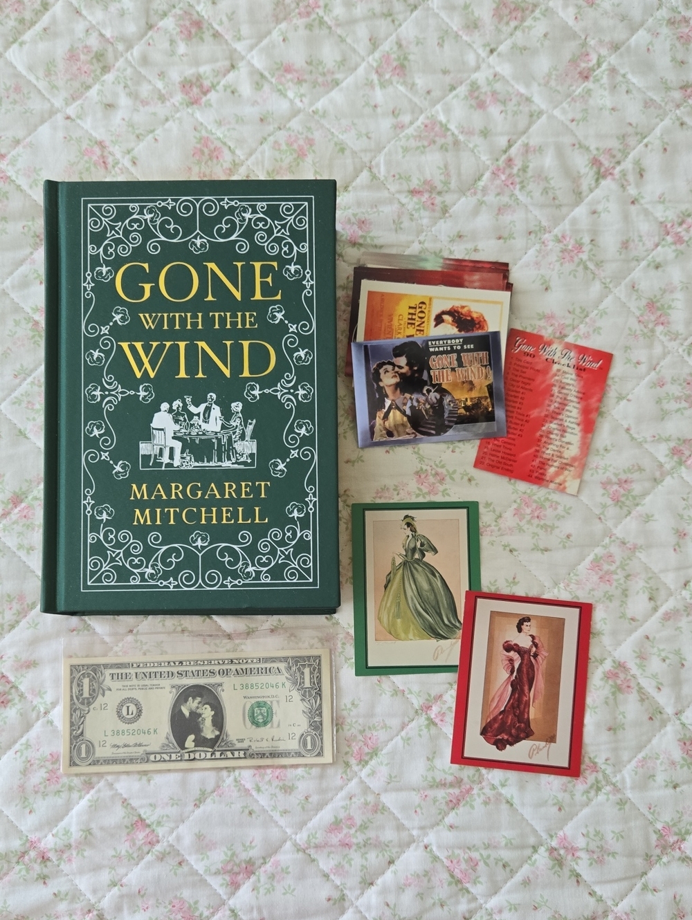 Gone With The Wind BOOK + CARDS